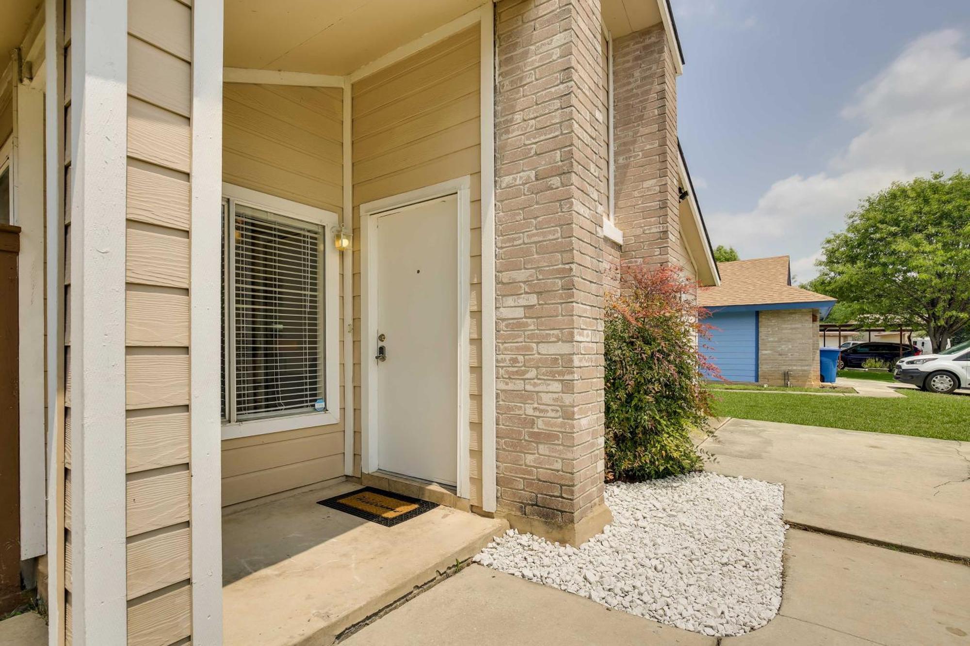 Sunny San Antonio Home With Backyard And Patio! מראה חיצוני תמונה