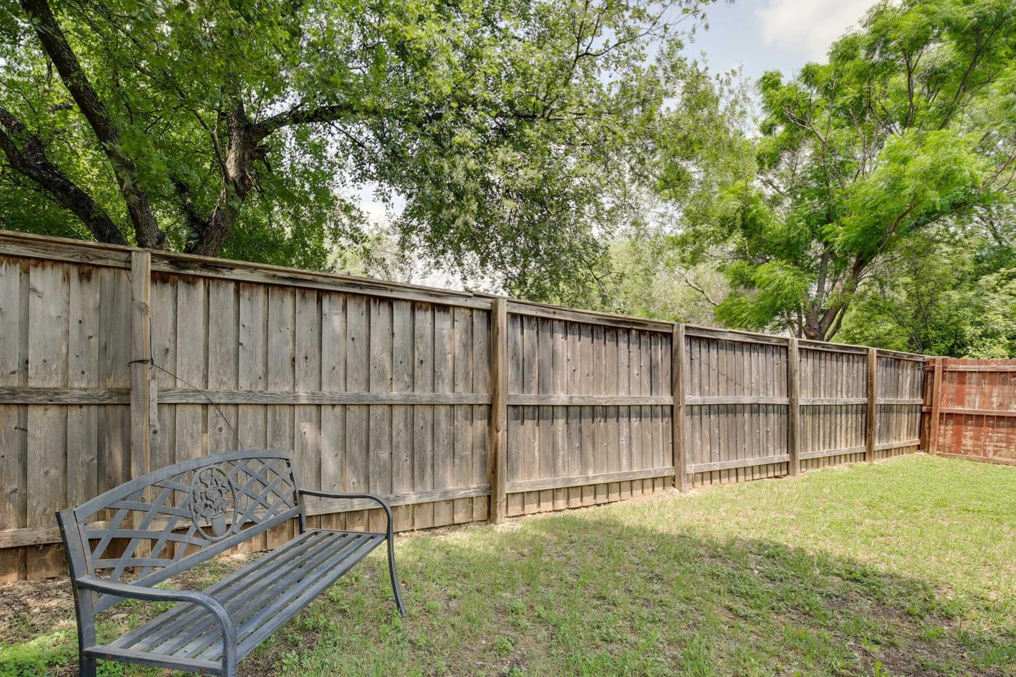 Sunny San Antonio Home With Backyard And Patio! מראה חיצוני תמונה